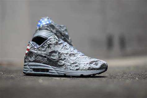 nike air max lunar schwarz gelb|nike moon landing shoes for men.